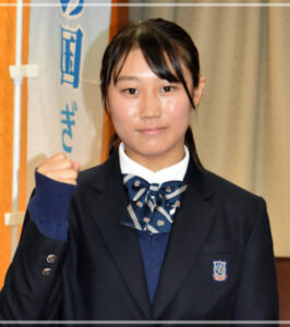 村瀬心椛 かわいい 制服 私服
